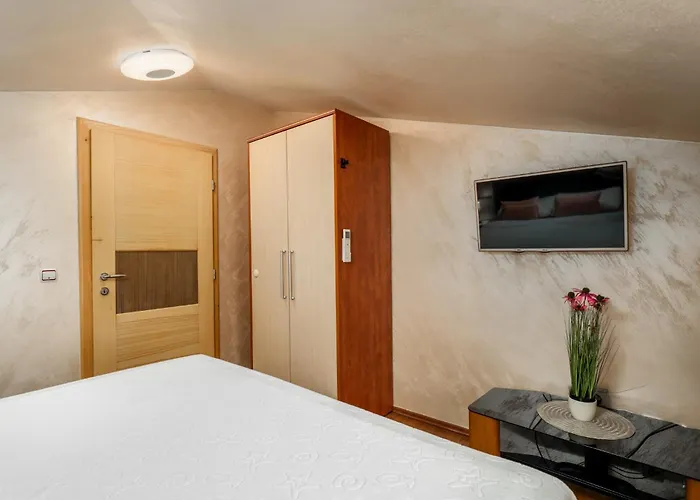 Teo By Briskva Πόρετς